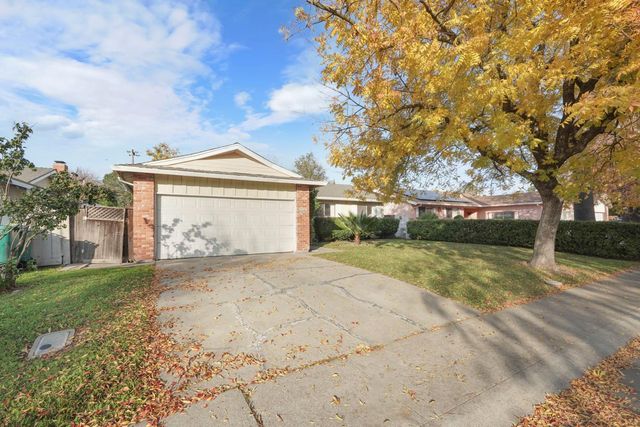 741 DUNDEE Way, Stockton, CA 95210