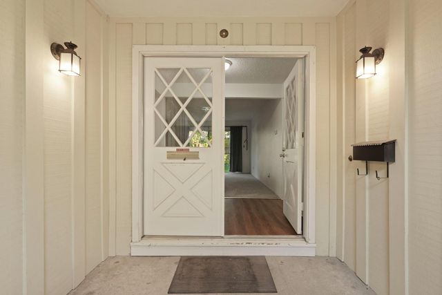 741 DUNDEE Way, Stockton, CA 95210