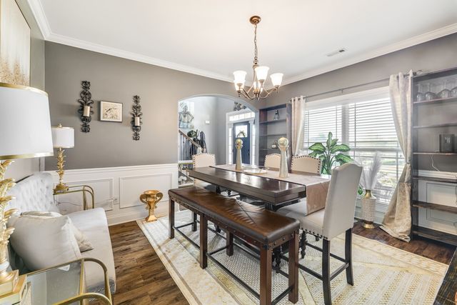 4104 Stony Point Dr, La Vergne, TN 37086