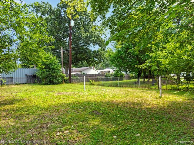 36007 Schley Avenue, Westland, MI 48186