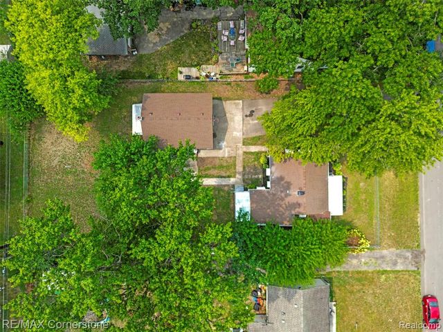 36007 Schley Avenue, Westland, MI 48186