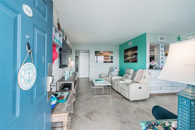 445 HAMDEN DRIVE 504, Clearwater Beach, FL 33767