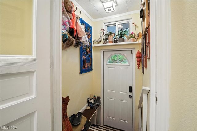 4566 River Street, Willoughby, OH 44094