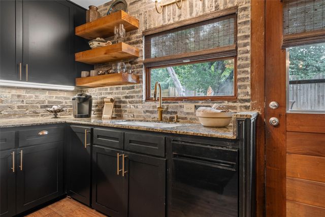 188 Linda Lee Loop, Whitney, TX 76692