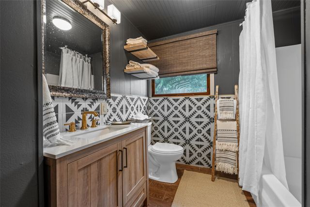 188 Linda Lee Loop, Whitney, TX 76692