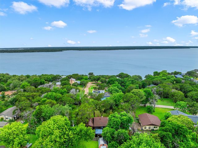 188 Linda Lee Loop, Whitney, TX 76692
