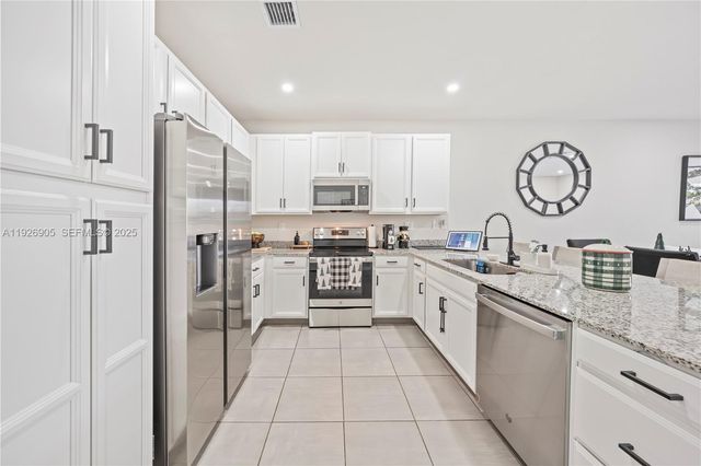 10887 SW 232nd Ter, Homestead, FL 33032