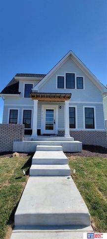 735 Penrose Drive, Lincoln, NE 68521