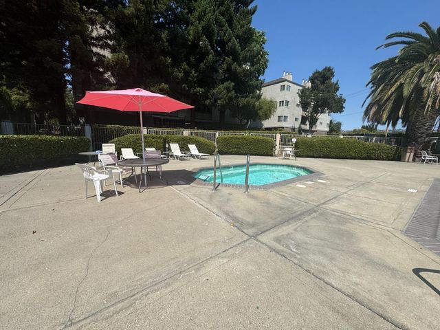 1256 Stanhope Lane 254, Hayward, CA 94545