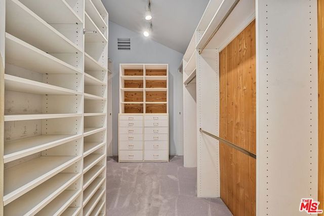 18319 San Jose Street, Los Angeles, CA 91326