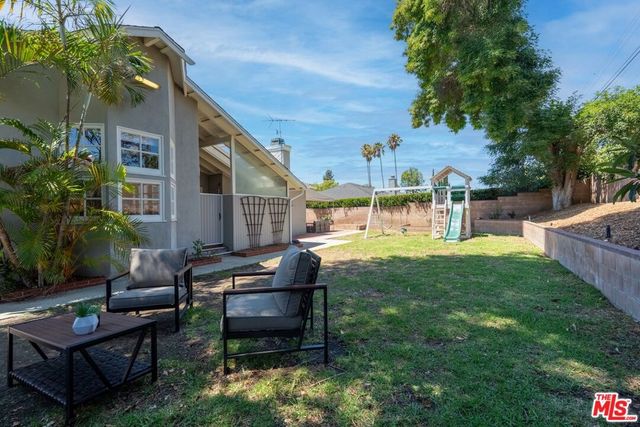 18319 San Jose Street, Los Angeles, CA 91326