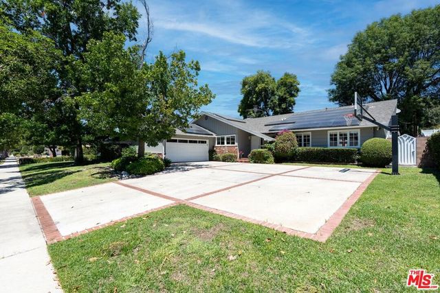 18319 San Jose Street, Los Angeles, CA 91326