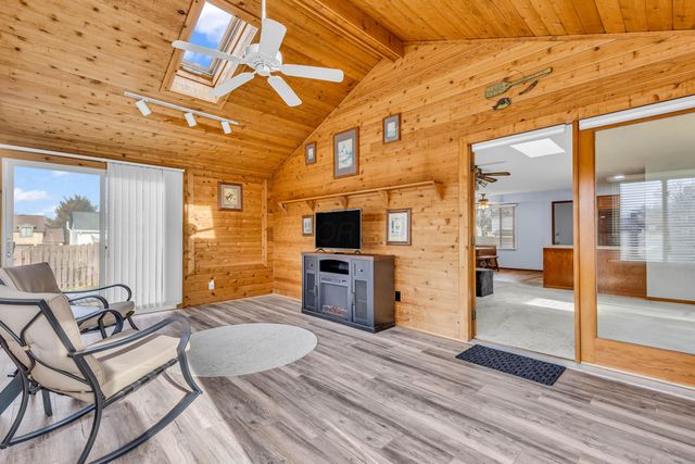 701 Hunters Run, Gahanna, OH 43230