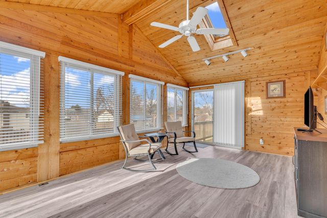 701 Hunters Run, Gahanna, OH 43230