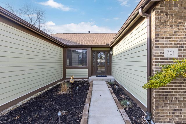 701 Hunters Run, Gahanna, OH 43230