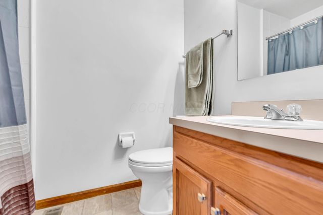 701 Hunters Run, Gahanna, OH 43230