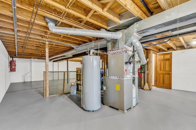 701 Hunters Run, Gahanna, OH 43230