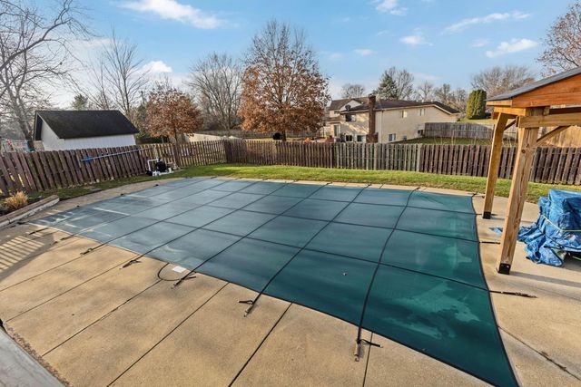 701 Hunters Run, Gahanna, OH 43230