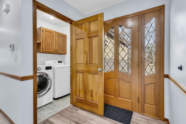 701 Hunters Run, Gahanna, OH 43230