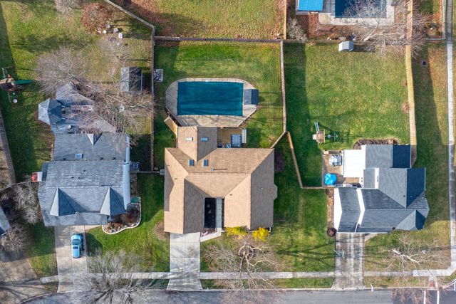 701 Hunters Run, Gahanna, OH 43230