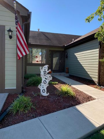 701 Hunters Run, Gahanna, OH 43230