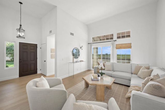 3498 Mission Mesa Way, San Diego, CA 92120