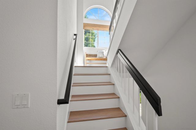 3498 Mission Mesa Way, San Diego, CA 92120