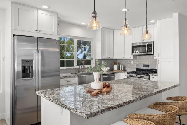 3498 Mission Mesa Way, San Diego, CA 92120