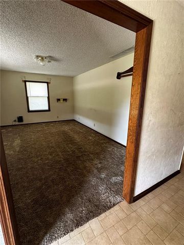 1808 W Quincy Street, Pittsburg, KS 66762