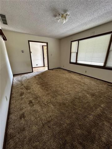 1808 W Quincy Street, Pittsburg, KS 66762