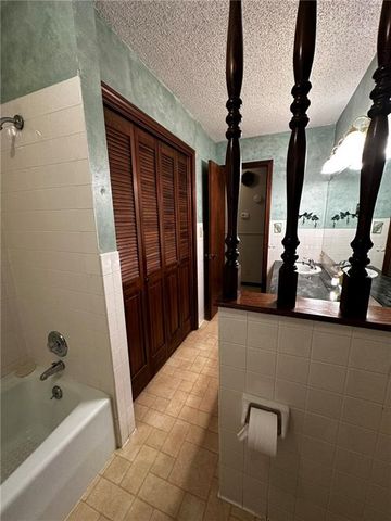 1808 W Quincy Street, Pittsburg, KS 66762