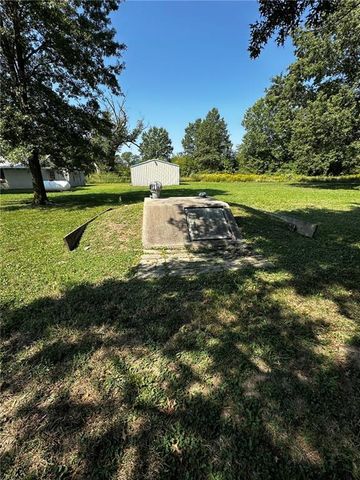 1808 W Quincy Street, Pittsburg, KS 66762