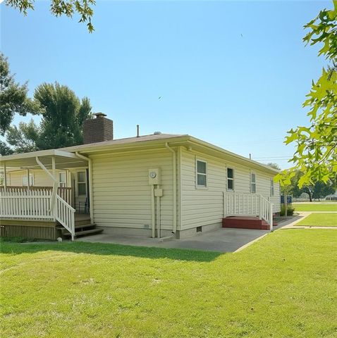 1808 W Quincy Street, Pittsburg, KS 66762
