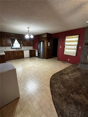 1808 W Quincy Street, Pittsburg, KS 66762