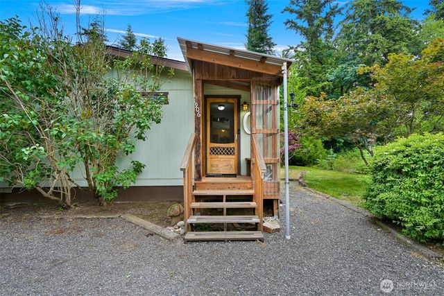 1906 E Pole Road, Everson, WA 98247