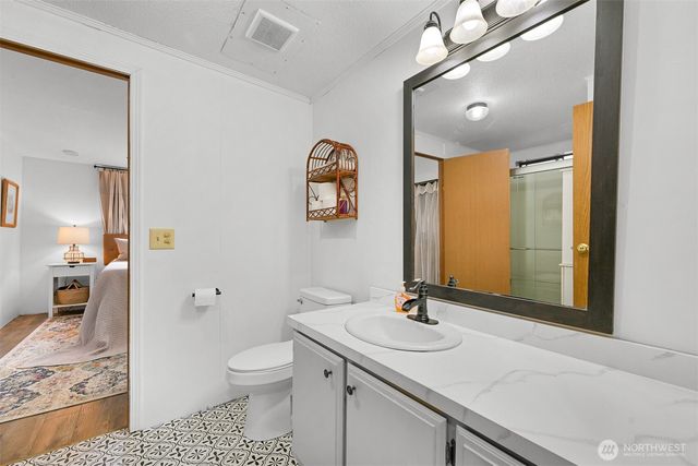 1906 E Pole Road, Everson, WA 98247