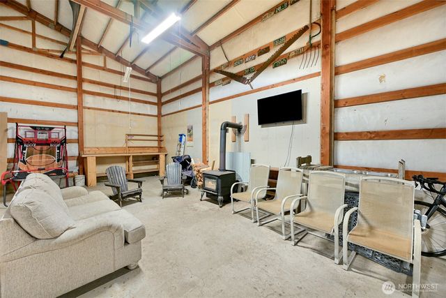 1906 E Pole Road, Everson, WA 98247