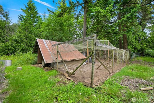 1906 E Pole Road, Everson, WA 98247
