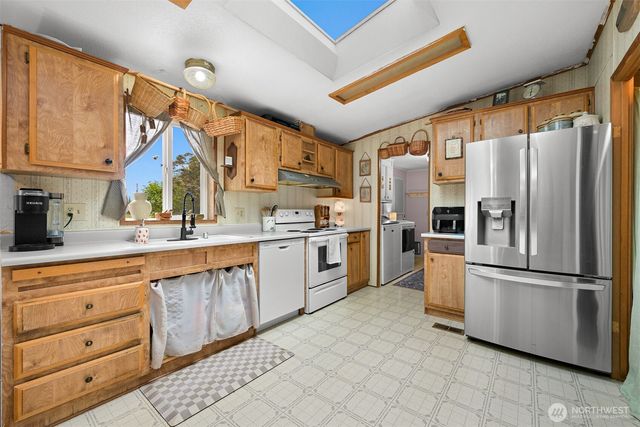 1906 E Pole Road, Everson, WA 98247