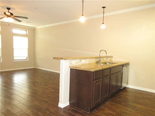 405 A Ash Street, College Station, TX 77840