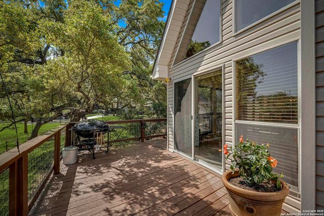 471 Edge Hill, Canyon Lake, TX 78133