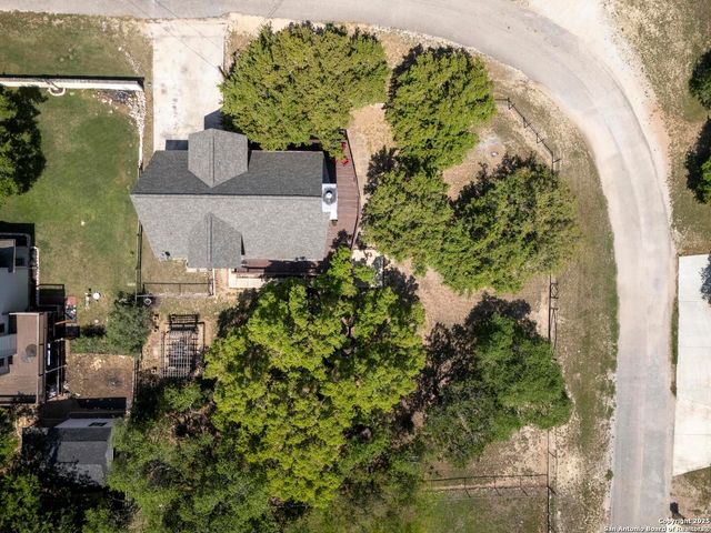 471 Edge Hill, Canyon Lake, TX 78133