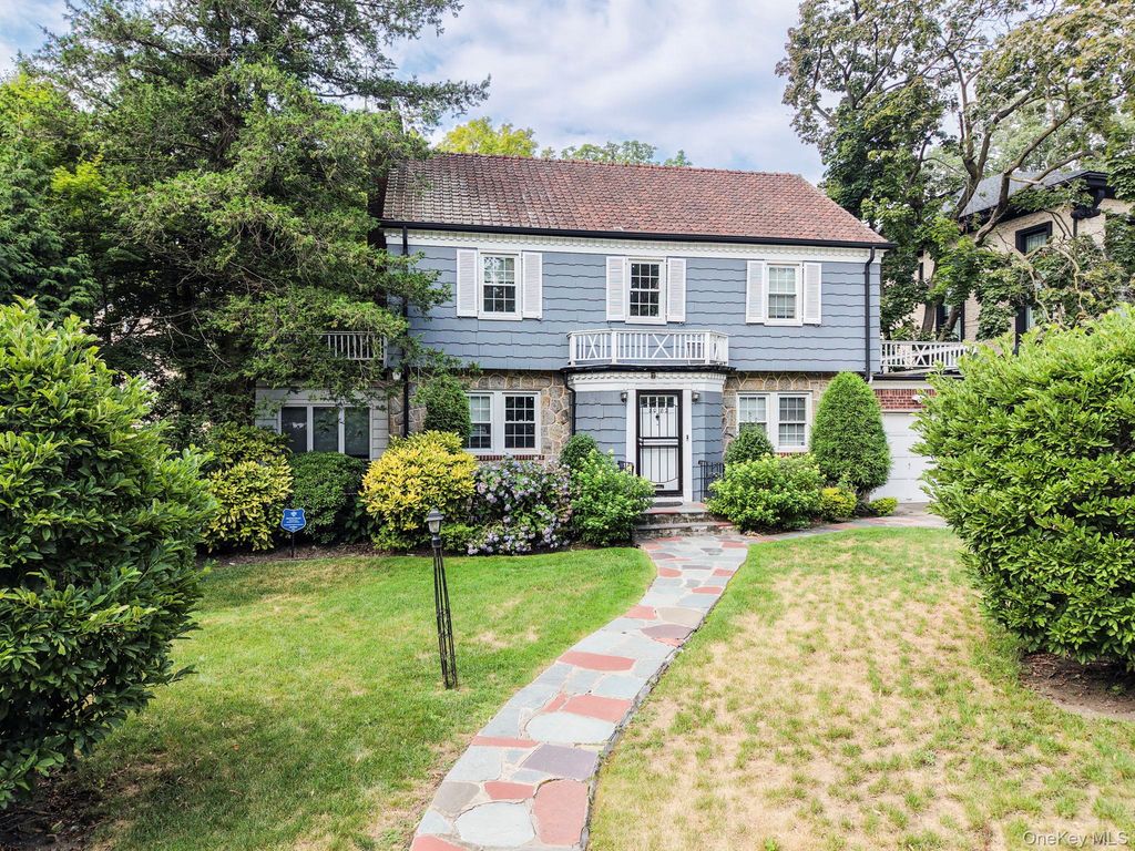 80-82 222nd Street, Hollis Hills, NY 11427 — photo 2