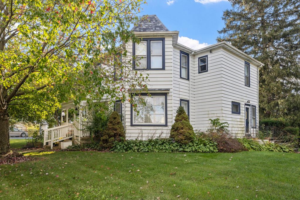 202 Hickory Street, New Lenox, IL 60451