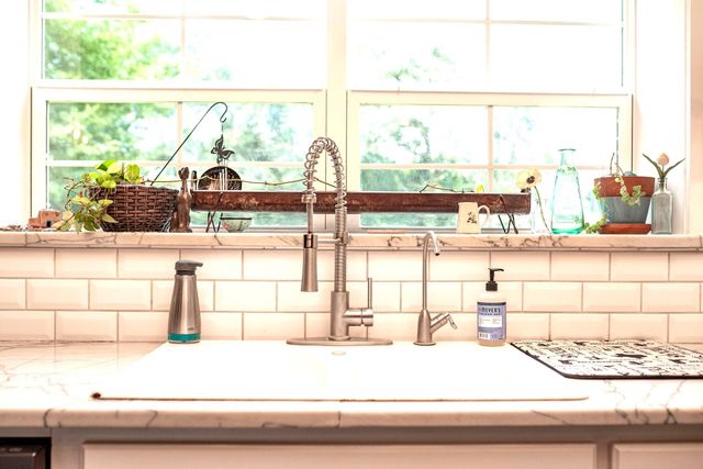 2133 Co Rd 125, Edna, TX 77957