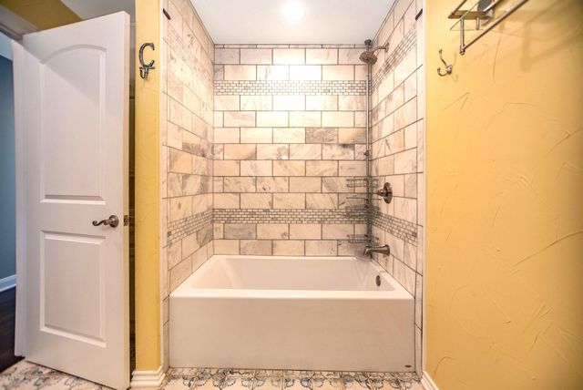 2133 Co Rd 125, Edna, TX 77957