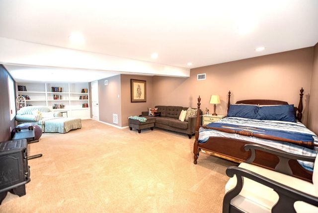 2133 Co Rd 125, Edna, TX 77957