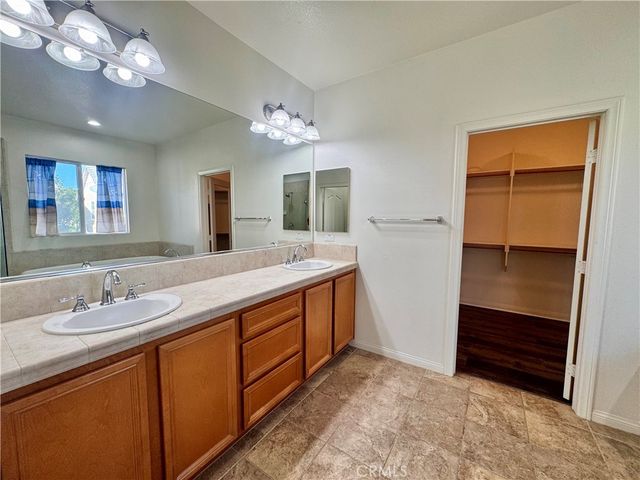 8706 Founders Grove, Chino, CA 91708