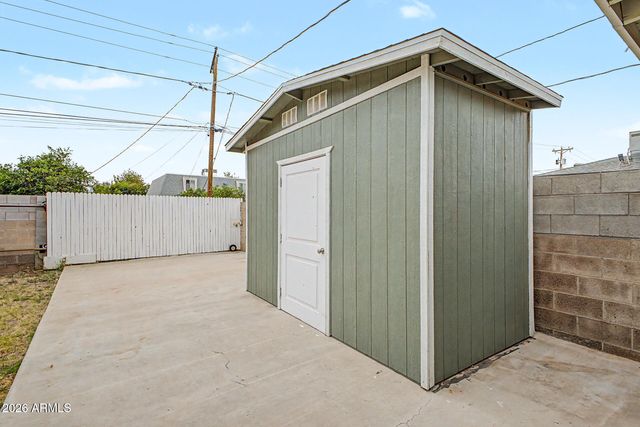 1043 W 5TH Street, Mesa, AZ 85201