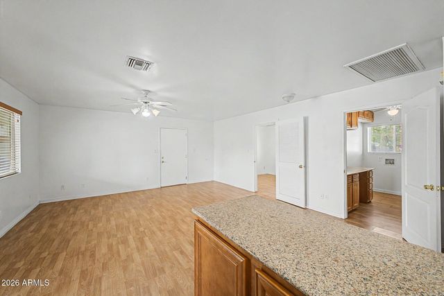 1043 W 5TH Street, Mesa, AZ 85201